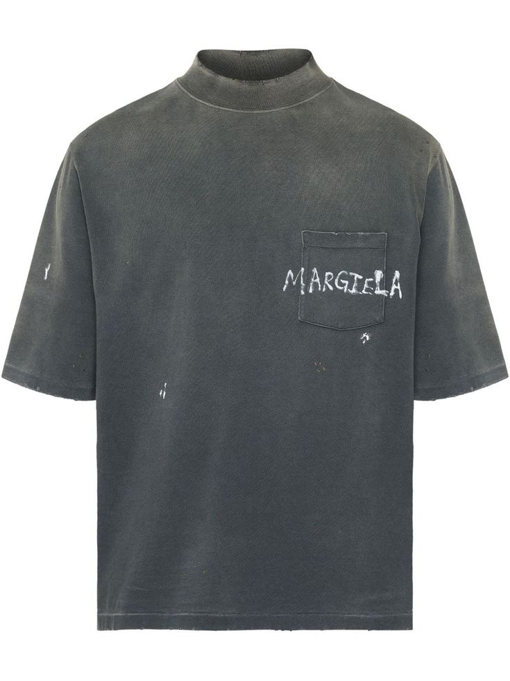 baggy t shirt